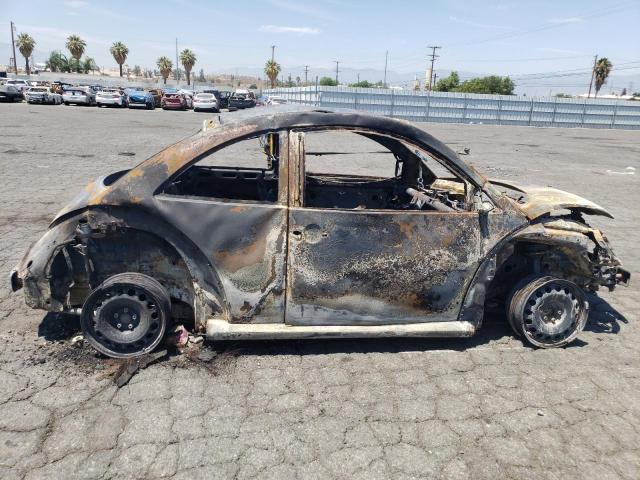 Photo 10 from auction – 2010 VOLKSWAGEN NEW BEETLE with VIN 3VWPG3AG2AM018809