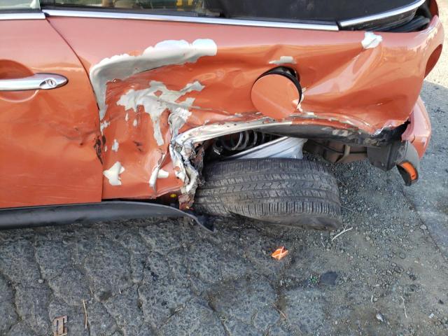 Фото 9 с аукциона – 2006 MINI COOPER S с VIN WMWRH33526TF87818
