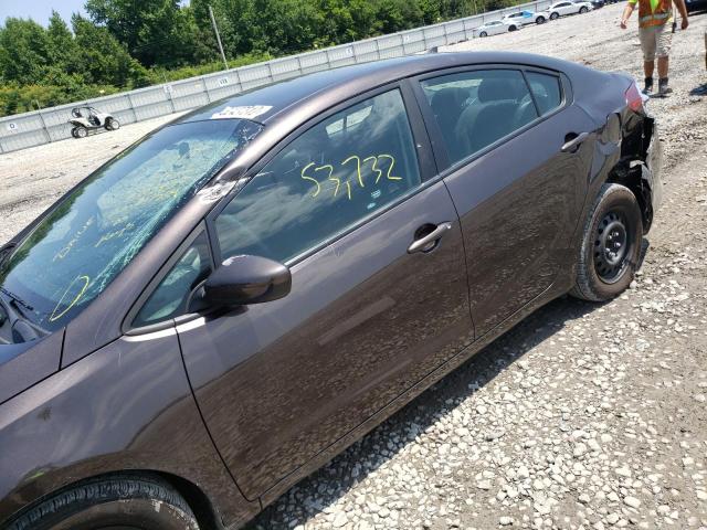 Photo 9 from auction – 2018 KIA FORTE LX with VIN 3KPFK4A74JE217504
