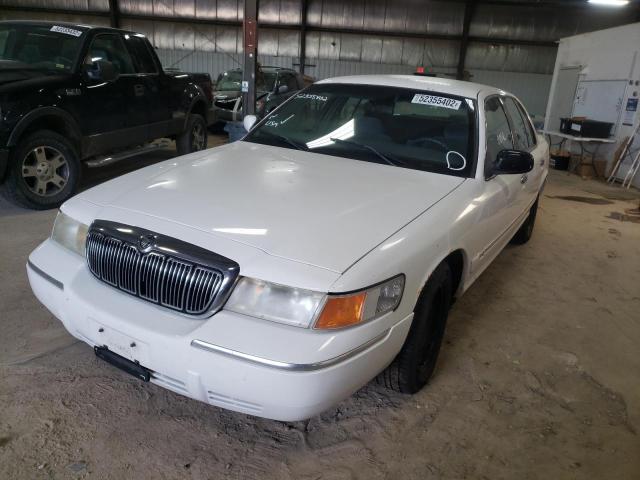 Photo 2 from auction – 2000 MERCURY GRAND MARQ with VIN 2MEFM74W3YX648935
