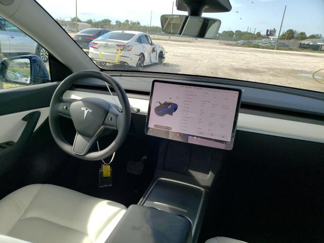 Photo 9 from auction – 2022 TESLA MODEL Y with VIN 7SAYGDEE4NF373239