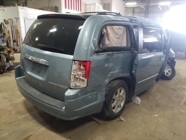 Photo 4 from auction – 2010 CHRYSLER TOWN & COU with VIN 2A4RR5D19AR376419