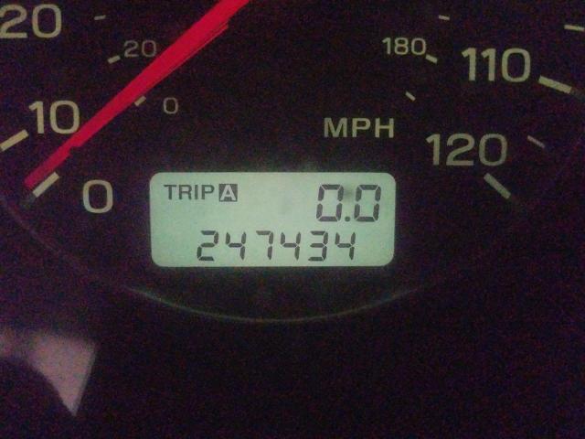 Photo 8 from auction – 2004 SUBARU LEGACY L S with VIN 4S3BE625447209843