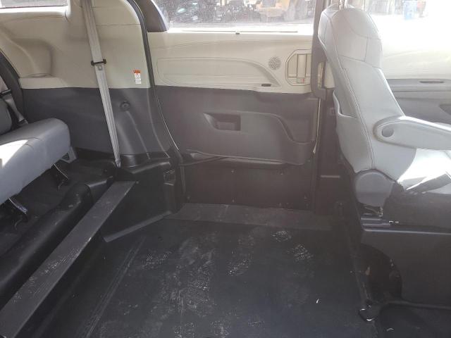 Photo 6 from auction – 2021 TOYOTA SIENNA XLE with VIN 5TDJRKEC4MS032347