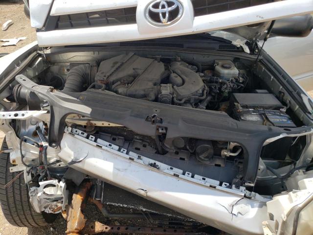 Photo 7 from auction – 2004 TOYOTA 4RUNNER SR with VIN JTEBU14R740035440