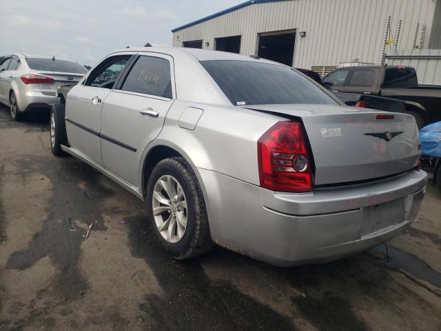 Photo 3 from auction – 2010 CHRYSLER 300 TOURIN with VIN 2C3CA5CV3AH241941