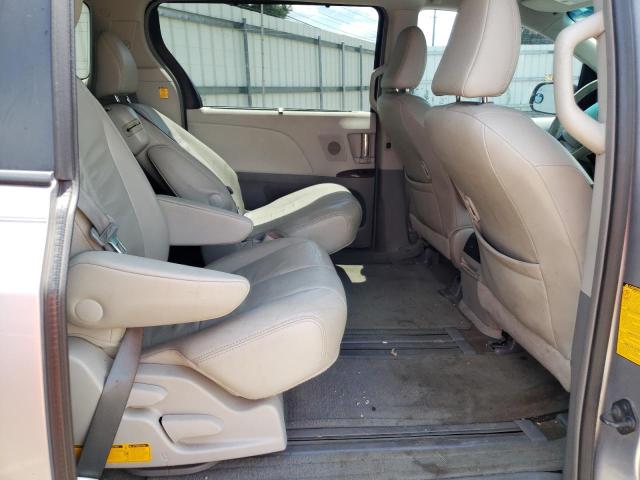 Photo 6 from auction – 2012 TOYOTA SIENNA XLE with VIN 5TDYK3DC5CS179835