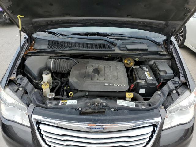 Photo 7 from auction – 2015 CHRYSLER TOWN & COU with VIN 2C4RC1BG2FR661347