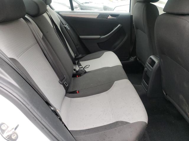 Photo 6 from auction – 2017 VOLKSWAGEN JETTA S with VIN 3VW2B7AJ0HM403517