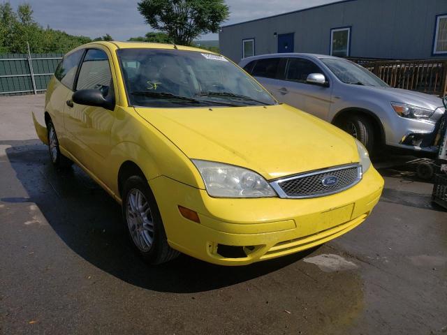 FORD FOCUS ZX3 2005 with VIN 3FAFP31N45R123475 - Photo from auction