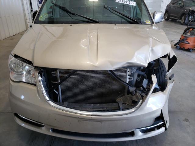 Photo 9 from auction – 2014 CHRYSLER TOWN & COU with VIN 2C4RC1CG0ER273305