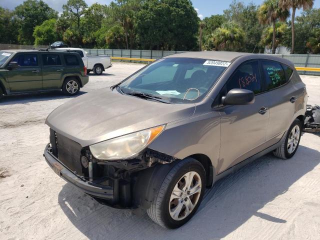 Photo 2 from auction – 2011 HYUNDAI TUCSON GL with VIN KM8JT3AB6BU273500