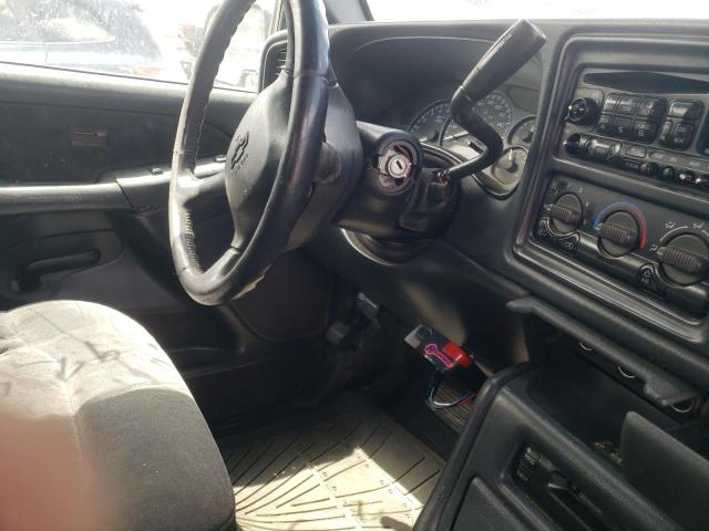 Photo 9 from auction – 2002 CHEVROLET SILVERADO with VIN 2GCEK19T121119928