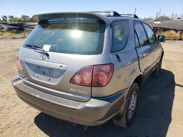 Photo 4 from auction – 2000 LEXUS RX 300 with VIN JT6HF10U7Y0161068