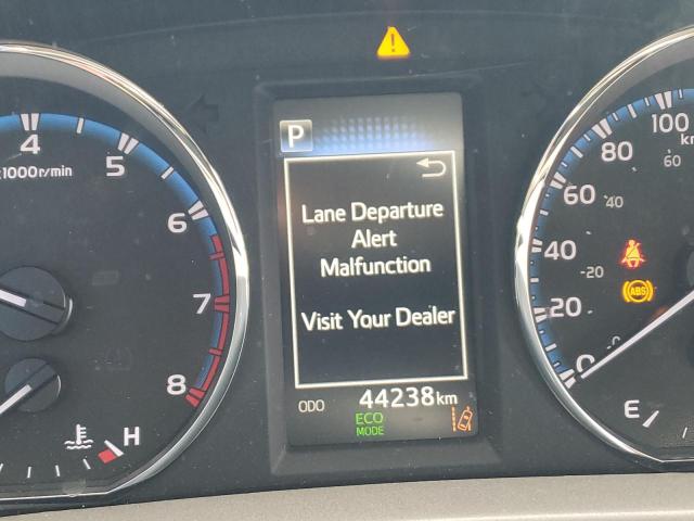 Photo 8 from auction – 2018 TOYOTA RAV4 LE with VIN 2T3ZFREV8JW513153