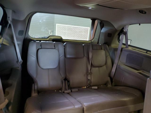 Photo 9 from auction – 2011 CHRYSLER TOWN & COU with VIN 2A4RR6DG3BR649348