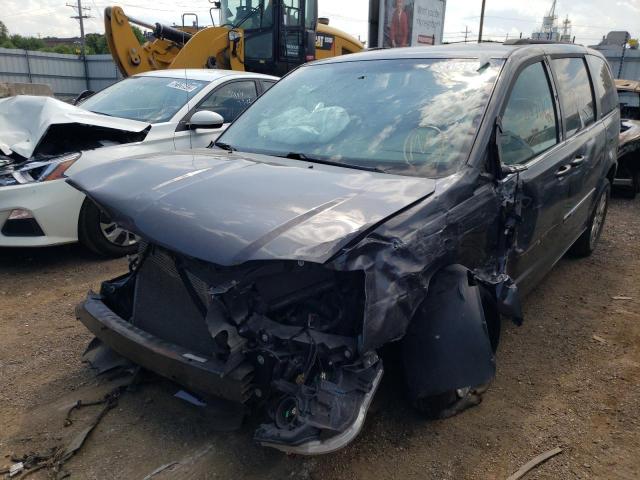 Photo 2 from auction – 2015 CHRYSLER TOWN & COU with VIN 2C4RC1BG1FR720713