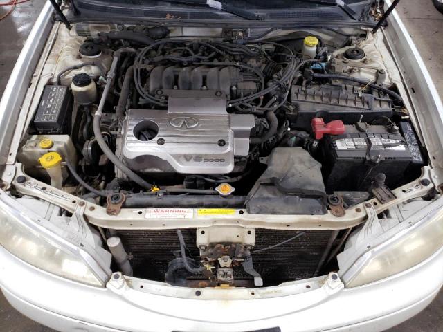 Photo 7 from auction – 2001 INFINITI I30 with VIN JNKCA31A31T036749