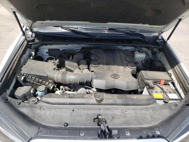 Photo 7 from auction – 2021 TOYOTA 4 RUNNER with VIN JTERU5JR7M5842148