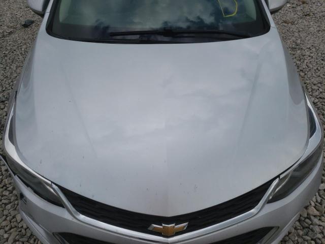 Photo 7 from auction – 2018 CHEVROLET CRUZE LT with VIN 1G1BE5SM2J7106832