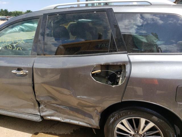 Photo 9 from auction – 2017 NISSAN PATHFINDER with VIN 5N1DR2MM8HC683197