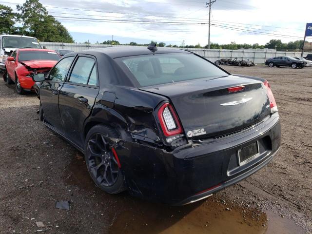 Photo 3 from auction – 2019 CHRYSLER 300 TOURIN with VIN 2C3CCAAG5KH589880