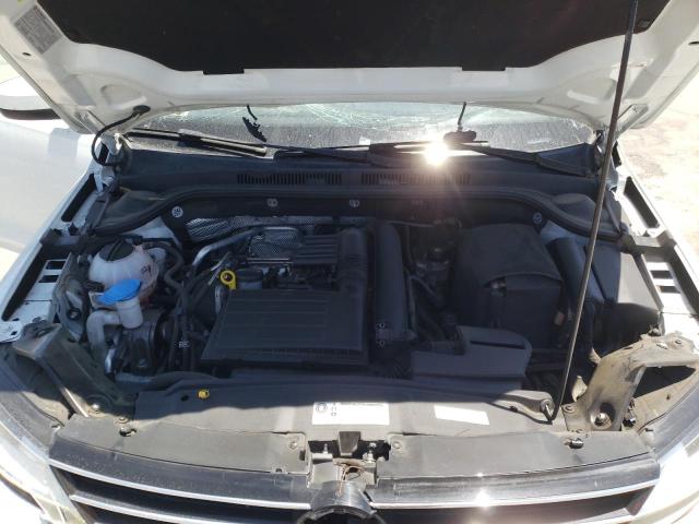 Photo 7 from auction – 2017 VOLKSWAGEN JETTA S with VIN 3VW2B7AJ7HM377806