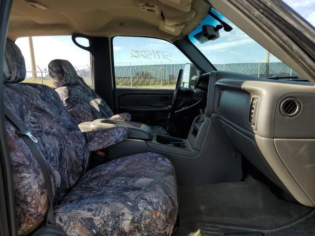 Photo 5 from auction – 2004 CHEVROLET SILVERADO with VIN 1GCHK232X4F194237