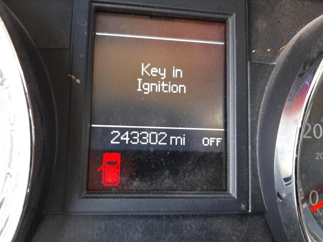 Photo 8 from auction – 2014 CHRYSLER TOWN & COU with VIN 2C4RC1BG8ER250274