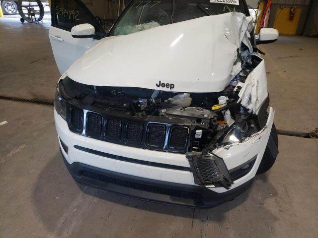 Photo 9 from auction – 2018 JEEP COMPASS LA with VIN 3C4NJDBBXJT401777
