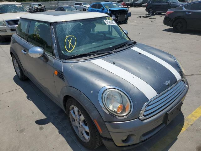 MINI COOPER 2010 with VIN WMWMF3C53ATZ26107 - Photo from auction