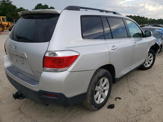 Photo 4 from auction – 2013 TOYOTA HIGHLANDER with VIN 5TDBK3EH8DS189356