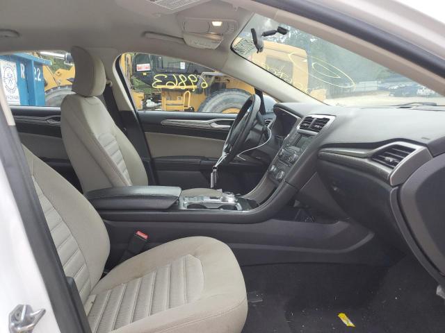 Photo 5 from auction – 2017 FORD FUSION S with VIN 3FA6P0G71HR219141