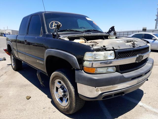 CHEVROLET SILVERADO 2001 with VIN 1GCHC29UX1E323326 - Photo from auction