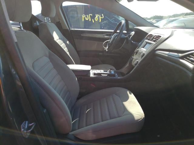 Photo 5 from auction – 2019 FORD FUSION S with VIN 3FA6P0G79KR129159