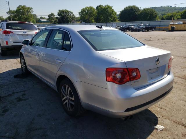 Photo 3 from auction – 2005 VOLKSWAGEN NEW JETTA with VIN 3VWDF71K65M636755