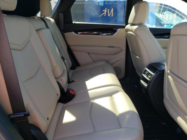 Photo 6 from auction – 2017 CADILLAC XT5 with VIN 1GYKNARS1HZ277651