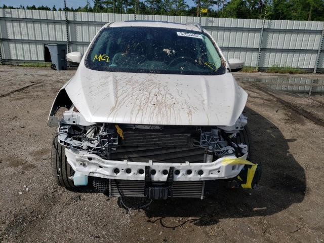 Photo 9 from auction – 2017 FORD ESCAPE TIT with VIN 1FMCU0J92HUE64017