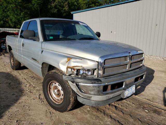 DODGE RAM 1500 2000 with VIN 1B7HC13Y1YJ180967 - Photo from auction