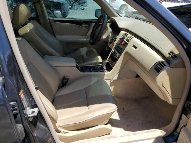 Photo 5 from auction – 1998 MERCEDES-BENZ E-CLASS E3 with VIN WDBJF65F7WA514240