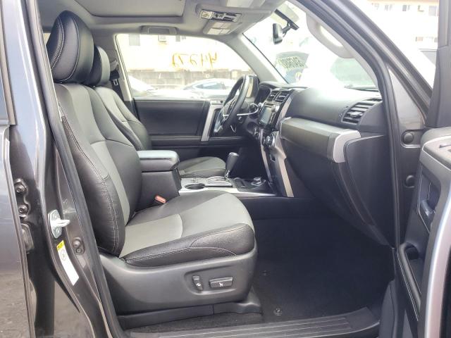 Photo 5 from auction – 2018 TOYOTA 4RUNNER SR with VIN JTEBU5JR3J5512441