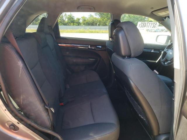 Photo 6 from auction – 2013 KIA SORENTO LX with VIN 5XYKTDA20DG388404