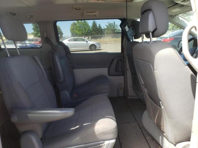 Photo 6 from auction – 2010 CHRYSLER TOWN & COU with VIN 2A4RR5D17AR443048