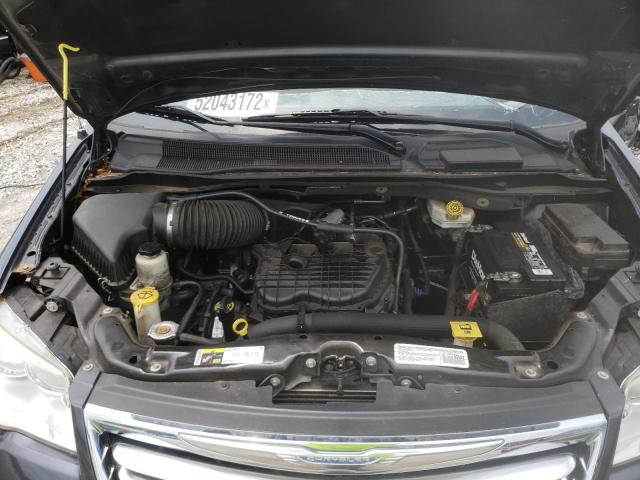 Photo 7 from auction – 2014 CHRYSLER TOWN & COU with VIN 2C4RC1BG8ER295439