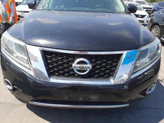 Photo 9 from auction – 2014 NISSAN PATHFINDER with VIN 5N1AR2MN1EC613824