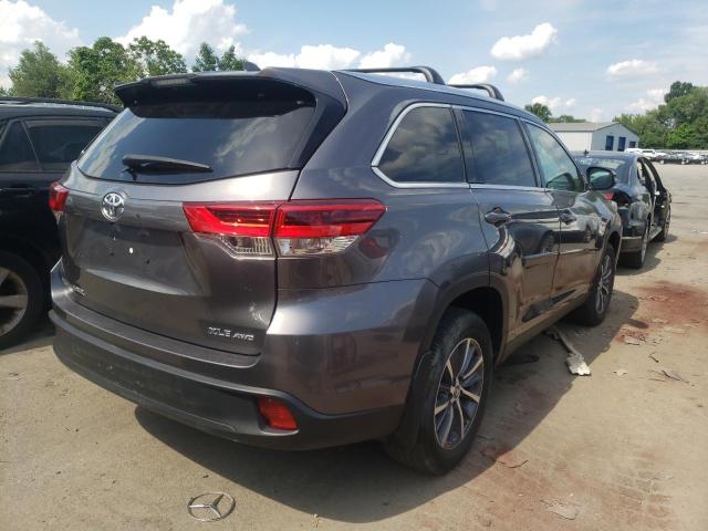 Photo 4 from auction – 2019 TOYOTA HIGHLANDER with VIN 5TDJZRFH6KS600369