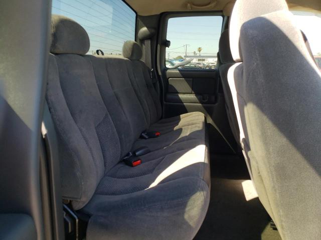 Photo 6 from auction – 2004 CHEVROLET SILVERADO with VIN 1GCEC19T04Z303927