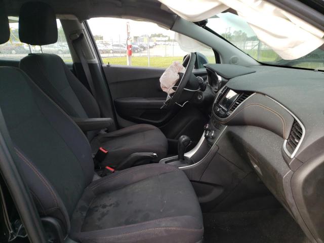 Photo 5 from auction – 2018 CHEVROLET TRAX LS with VIN 3GNCJKSBXJL204479