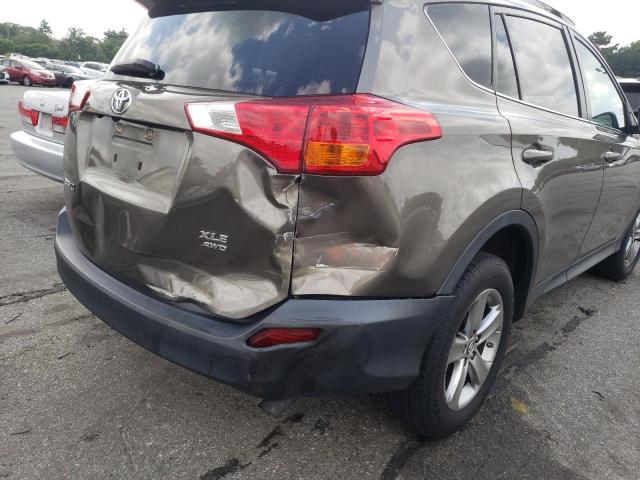 Photo 9 from auction – 2015 TOYOTA RAV4 XLE with VIN 2T3RFREV9FW234348