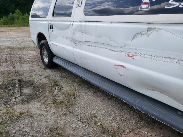 Photo 10 from auction – 2005 FORD EXCURSION with VIN 1F1NU40S45ED44002